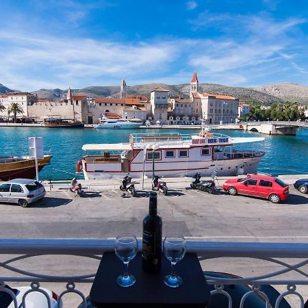 Vila Liza Bed & Breakfast Trogir Luaran gambar