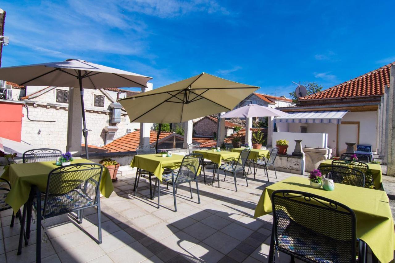Vila Liza Bed & Breakfast Trogir Luaran gambar