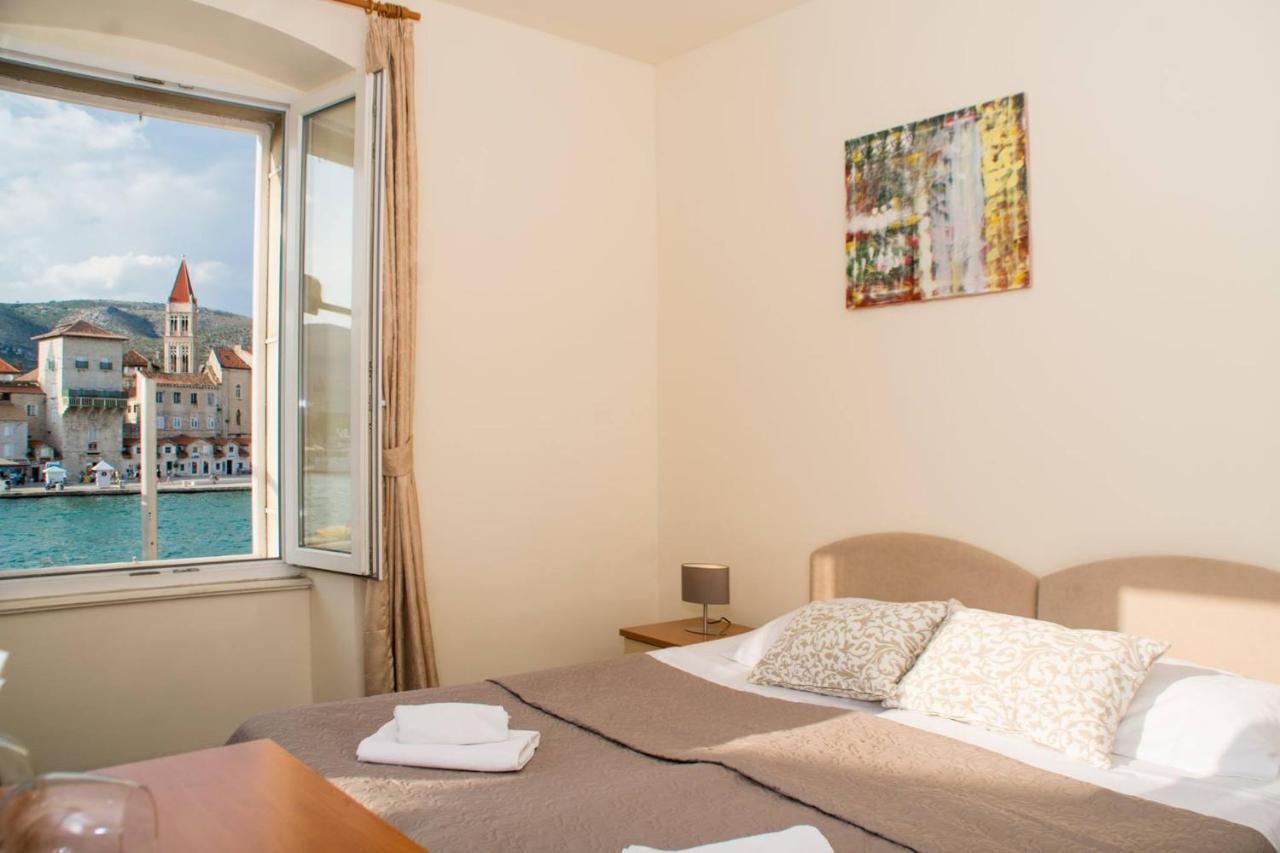 Vila Liza Bed & Breakfast Trogir Luaran gambar