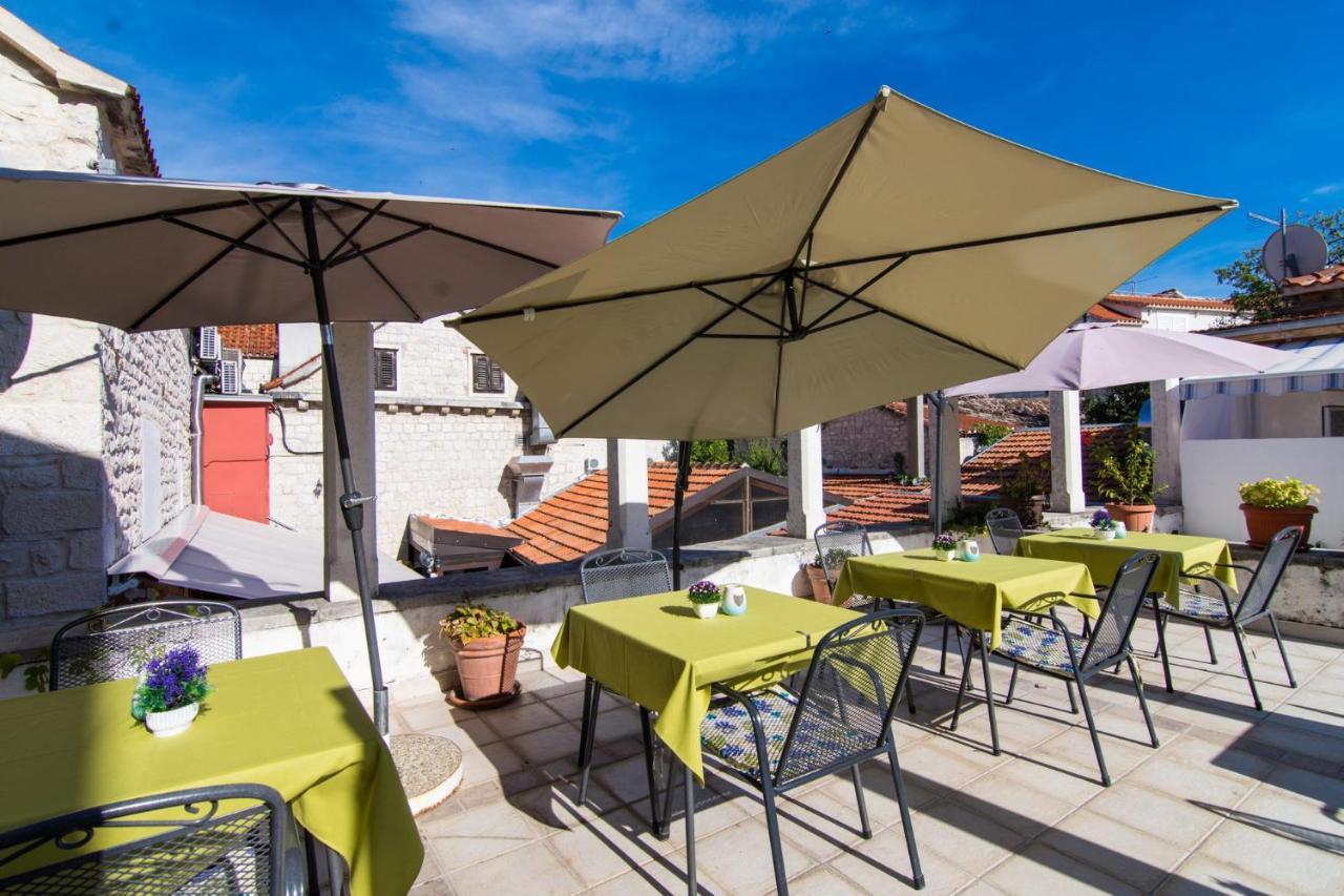 Vila Liza Bed & Breakfast Trogir Luaran gambar