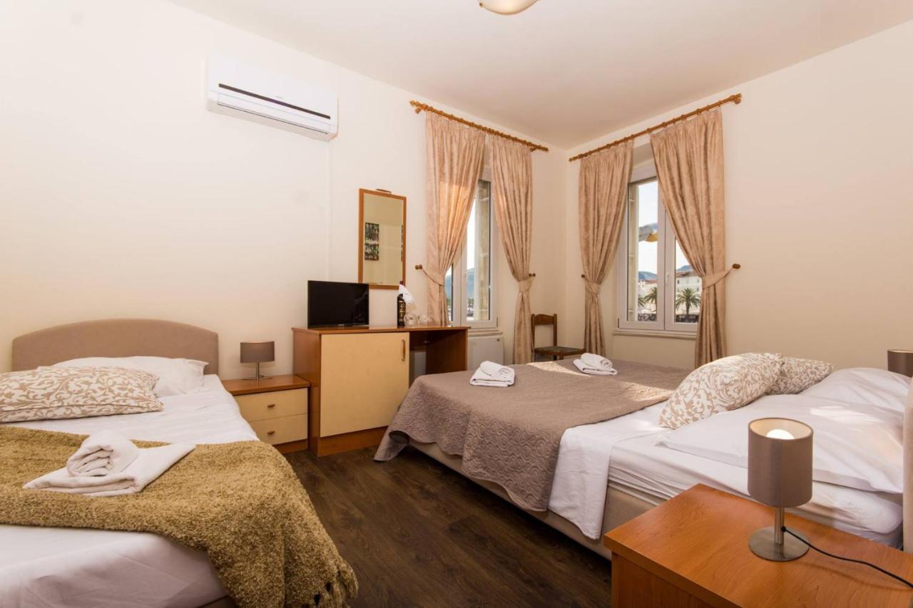 Vila Liza Bed & Breakfast Trogir Luaran gambar